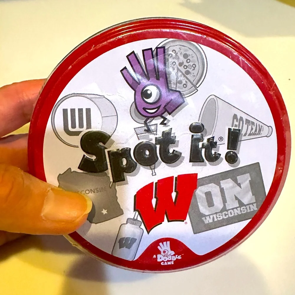 SPOT IT! WISCONSIN EDITION GAME BADGERS FAMILY COLLEGE JJ WATT FOOTBALL TRAVEL